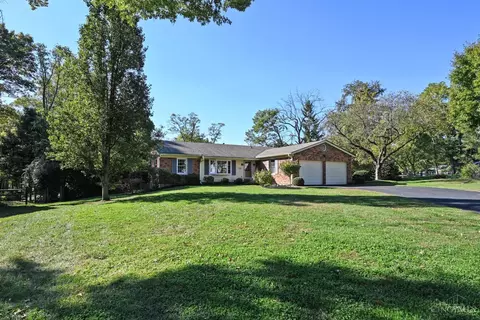 2708 Caledon Ln, Cincinnati, OH 45244 photo 3