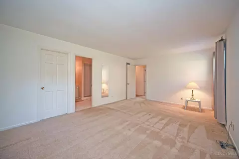 2708 Caledon Ln, Cincinnati, OH 45244 photo 29