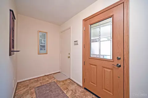 2708 Caledon Ln, Cincinnati, OH 45244 photo 6