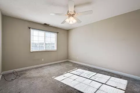 Bedroom - 1593 Eden Park Dr, Hamilton, OH 45013 photo 3 of 6