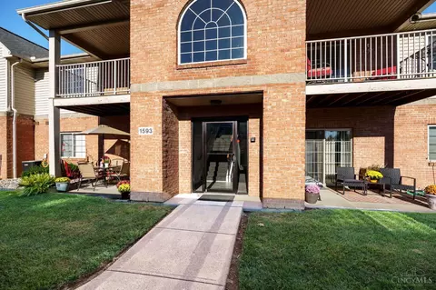 Exterior - 1593 Eden Park Dr, Hamilton, OH 45013 photo 4 of 8