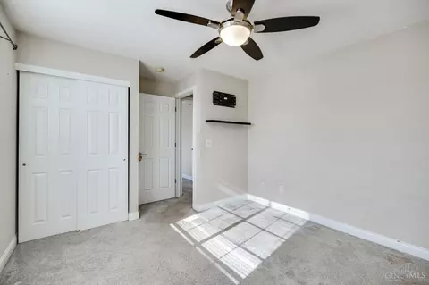 Bedroom - 1593 Eden Park Dr, Hamilton, OH 45013 photo 6 of 6