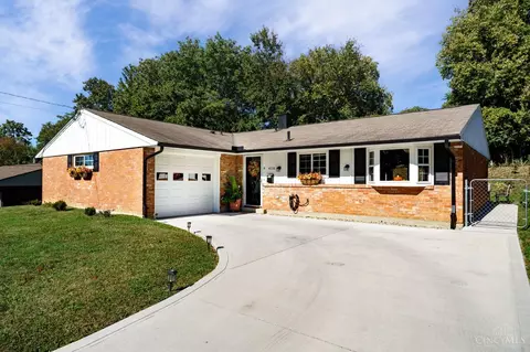 4014 Malaer Dr, Sharonville, OH 45241