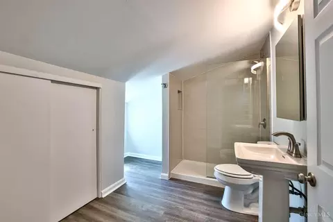Bath - 2116 Loth St, Cincinnati, OH 45202 photo 1 of 2