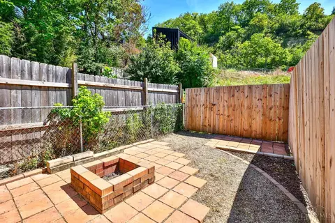 Exterior - 2116 Loth St, Cincinnati, OH 45202 photo 6 of 8