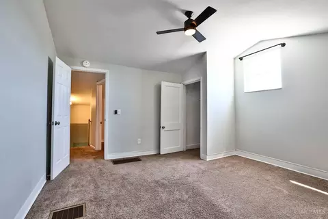 Bedroom - 2116 Loth St, Cincinnati, OH 45202 photo 1 of 3
