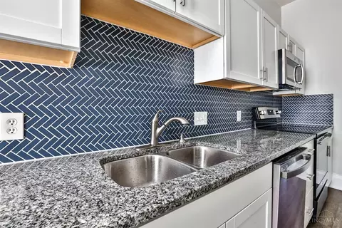 Kitchen - 2116 Loth St, Cincinnati, OH 45202 photo 5 of 5