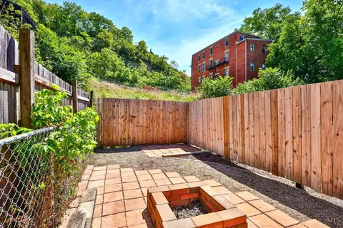 Exterior - 2116 Loth St, Cincinnati, OH 45202 photo 7 of 8