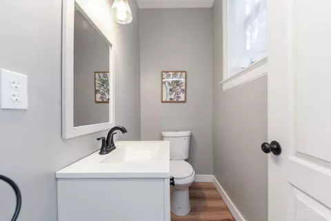 321 Helen St, Cincinnati, OH 45219 photo 7