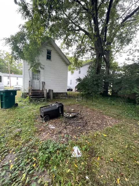 Exterior - 6803 Fork Ave, Cincinnati, OH 45227 photo 5 of 5