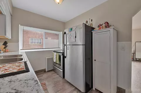 Kitchen - 636 Maple Dr, Reading, OH 45215 photo 2 of 2