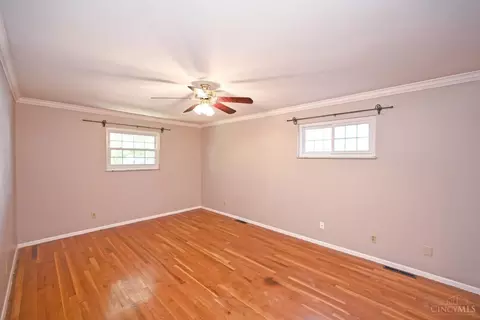 Bedroom - 1596 Pinebluff Ln, Cincinnati, OH 45255 photo 1 of 8