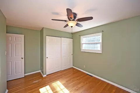 Bedroom - 1596 Pinebluff Ln, Cincinnati, OH 45255 photo 8 of 8