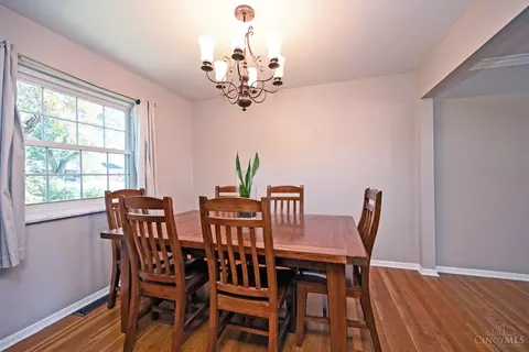 Dining - 1596 Pinebluff Ln, Cincinnati, OH 45255 photo 3 of 3