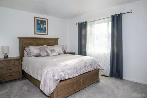 1373 Forester Dr, Cincinnati, OH 45240 photo 13