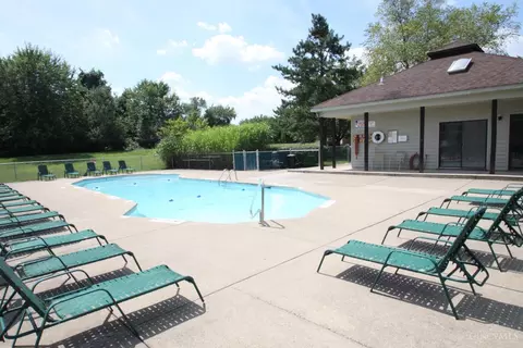 Exterior - 535 Davis Rd, Cincinnati, OH 45255 photo 11 of 11