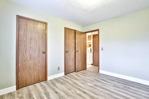 Bedroom - 535 Davis Rd, Cincinnati, OH 45255 photo 4 of 4