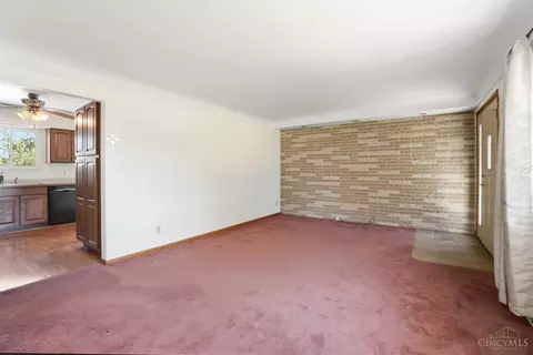 9208 West Rd, Cleves, OH 45002 photo 6
