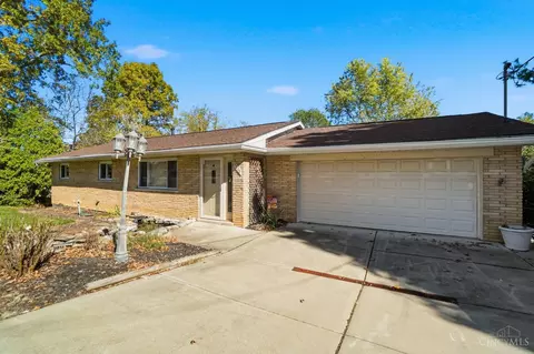 9208 West Rd, Cleves, OH 45002 photo 2