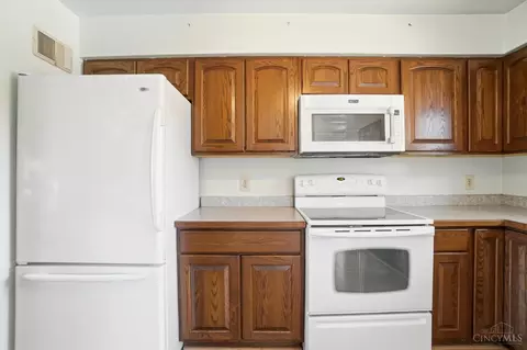 9208 West Rd, Cleves, OH 45002 photo 10