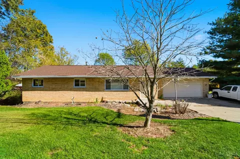 9208 West Rd, Cleves, OH 45002