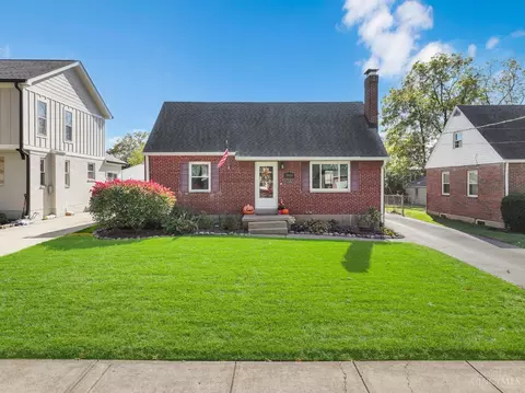 7811 Locust Ln, Madeira, OH 45243