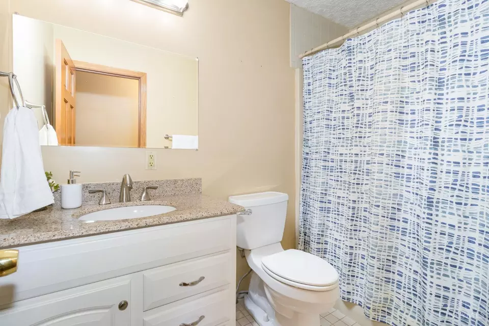 Bath - 7930 Foxtrot Dr, North Bend, OH 45052 photo 2 of 3