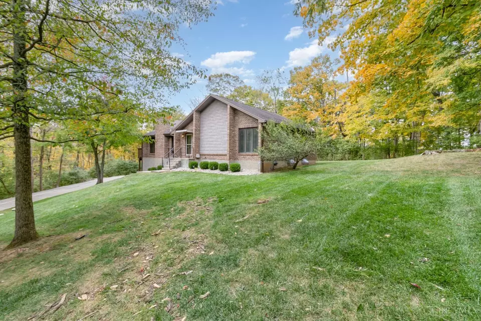Exterior - 7930 Foxtrot Dr, North Bend, OH 45052 photo 8 of 9