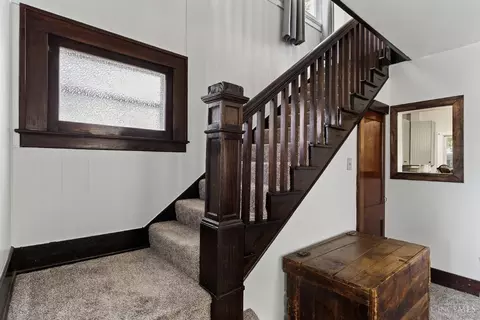 Entry Way - 521 Broadway St, Harrison, OH 45030 photo 2 of 8