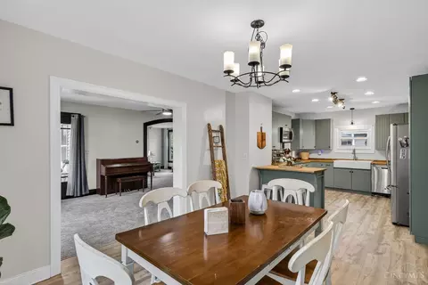 Dining - 521 Broadway St, Harrison, OH 45030 photo 2 of 4