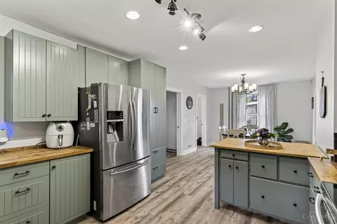 Kitchen - 521 Broadway St, Harrison, OH 45030 photo 5 of 5