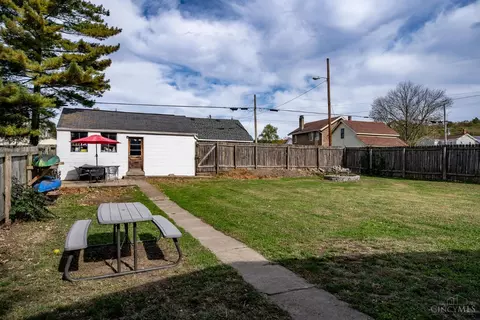 Exterior - 521 Broadway St, Harrison, OH 45030 photo 12 of 20