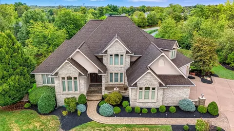 7246 Southampton Ln, West Chester, OH 45069