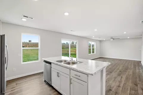4980 Lakeview Dr, Morrow, OH 45152 photo 10