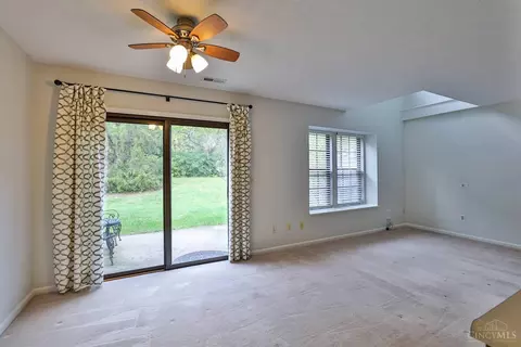 7846 Hackney Cir, Maineville, OH 45039 photo 10