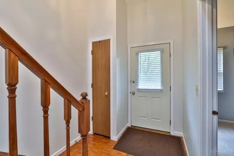 7846 Hackney Cir, Maineville, OH 45039 photo 4