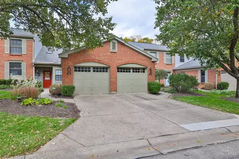 7846 Hackney Cir, Maineville, OH 45039 photo 2