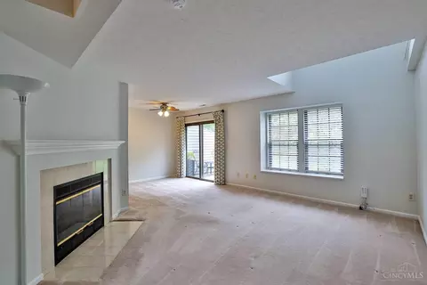 7846 Hackney Cir, Maineville, OH 45039 photo 6