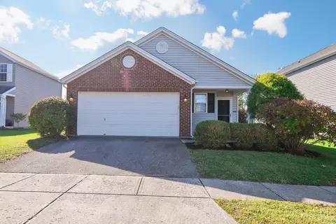 399 Hartford Ct, Hamilton Township, OH 45039