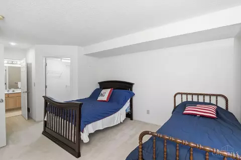 2475 Walnutview Ct, Cincinnati, OH 45230 photo 19