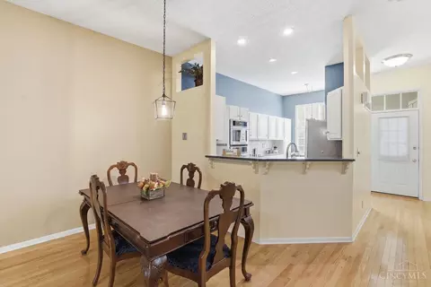 2475 Walnutview Ct, Cincinnati, OH 45230 photo 9