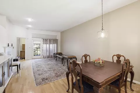 2475 Walnutview Ct, Cincinnati, OH 45230 photo 8