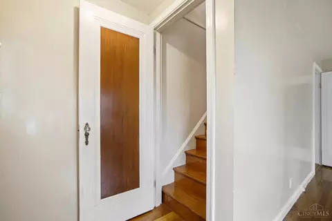 Entry Way - 6814 Marvin Ave, Cincinnati, OH 45224 photo 2 of 2