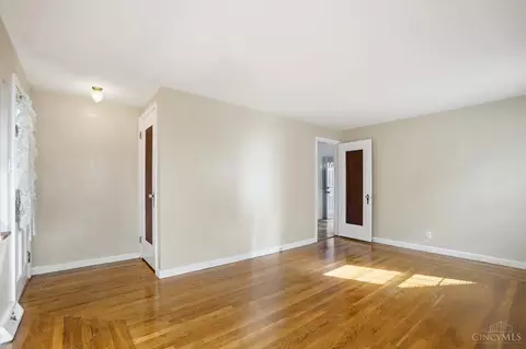 Living - 6814 Marvin Ave, Cincinnati, OH 45224 photo 1 of 3