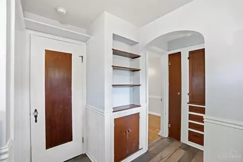 Entry Way - 6814 Marvin Ave, Cincinnati, OH 45224 photo 1 of 2