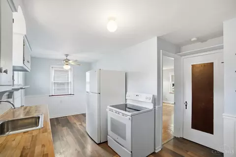 Kitchen - 6814 Marvin Ave, Cincinnati, OH 45224 photo 2 of 4