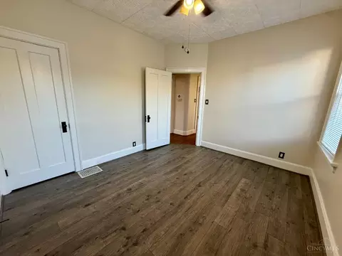 Bedroom - 4263 Eighth St, Cincinnati, OH 45205 photo 2 of 9