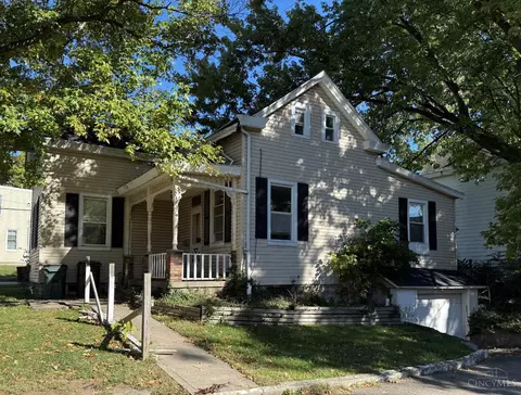 7438 Hickman St, Mount Healthy, OH 45231