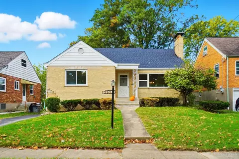 3979 Roswell Ave, Cheviot, OH 45211