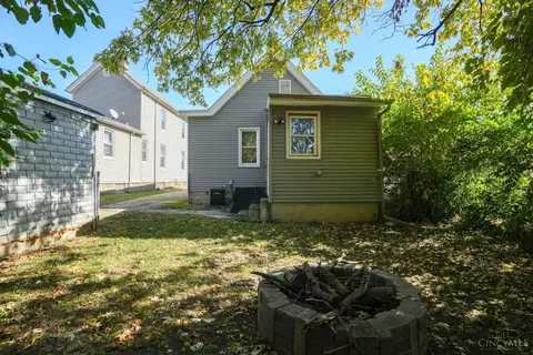 Exterior - 8745 Reading Rd, Reading, OH 45215 photo 7 of 8
